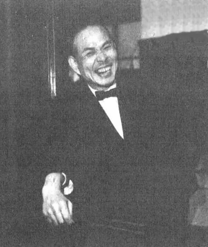 Portrait of Tenyō Shōkyokusai (1888–1980) – memorial page