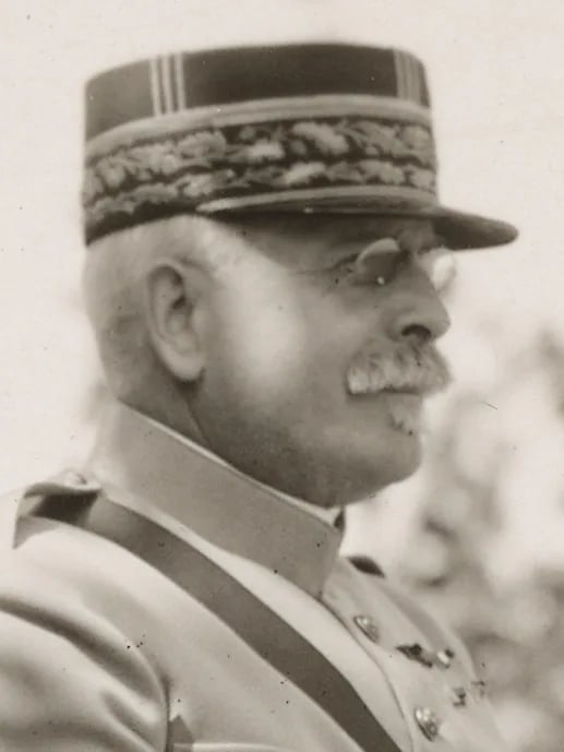 Portrait of Louis Hallouin (1865–1932) – memorial page