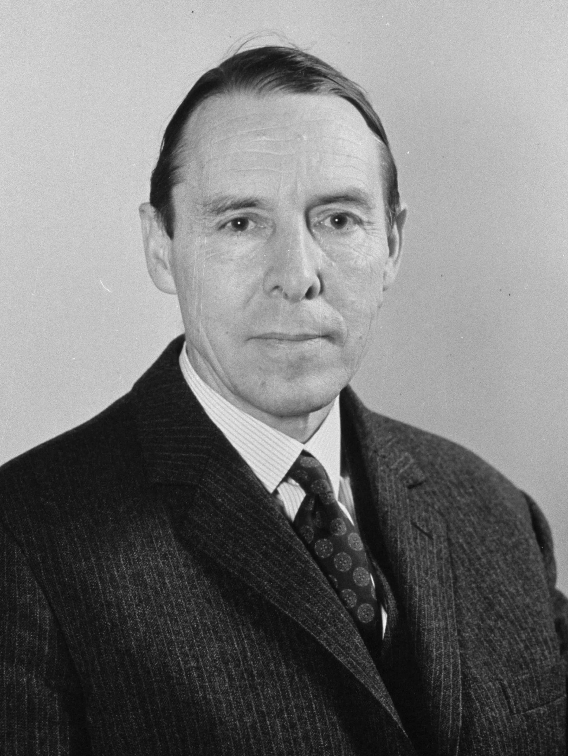 Porträt von Hans-Peter Tschudi (1913–2002) – Gedenkseite
