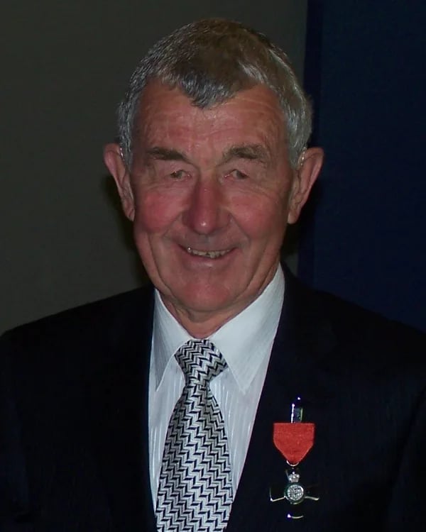 Porträt von Doug Baldwin (1938–2022) – Gedenkseite