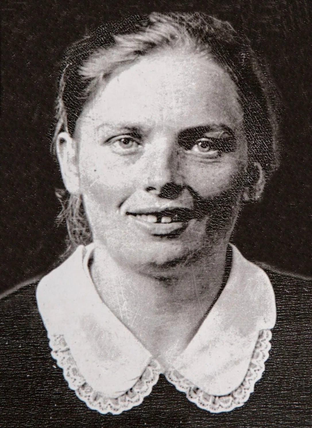 Portrait of Terezie Beňová (1912–1942) – memorial page