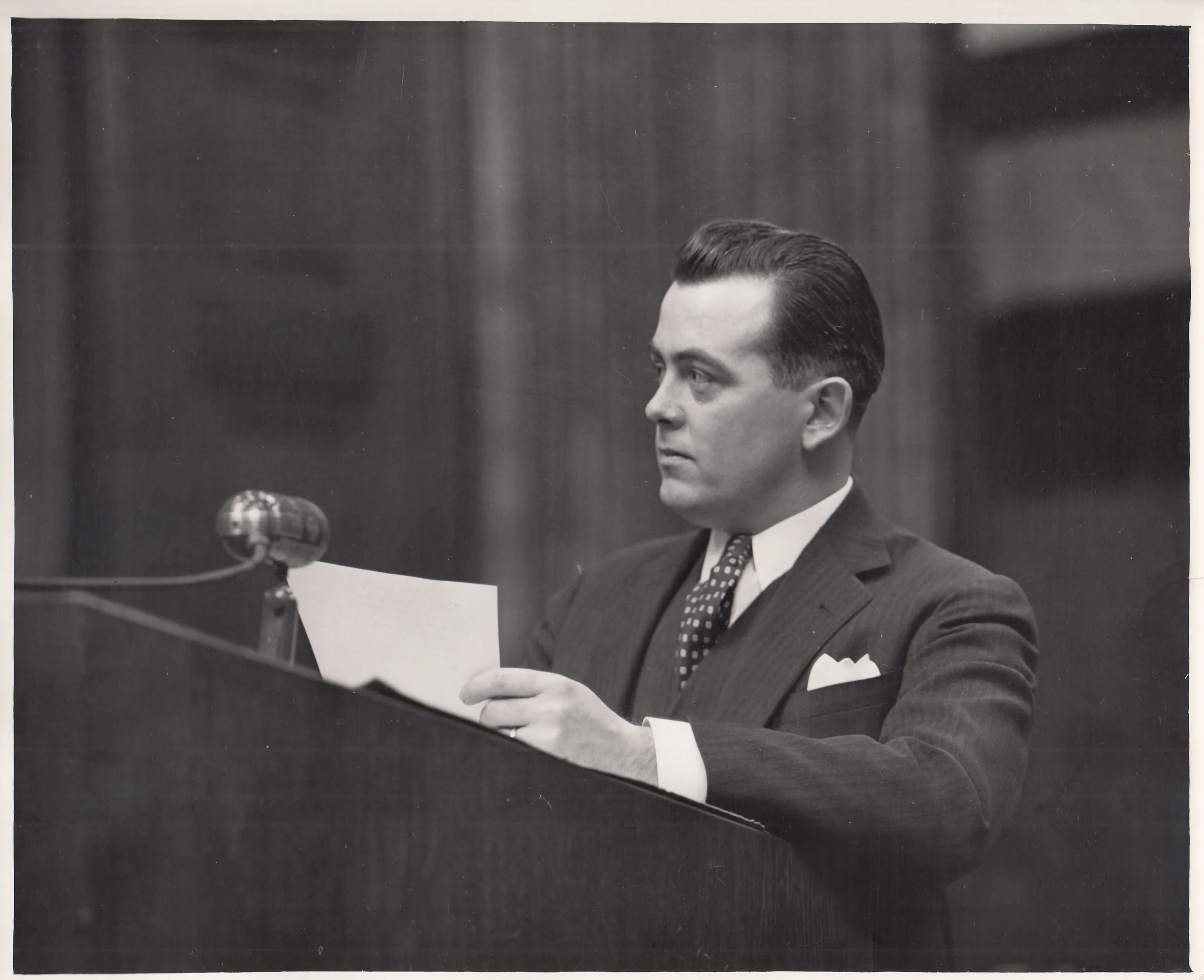 Porträt von Eugene H. Dobbs (1918–1986) – Gedenkseite