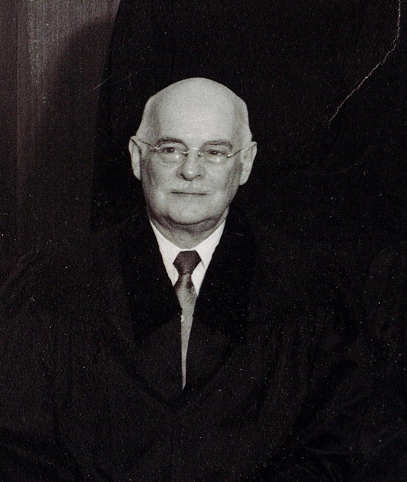 Portrait of Donald Fisher Lybarger (1896–1970) – memorial page