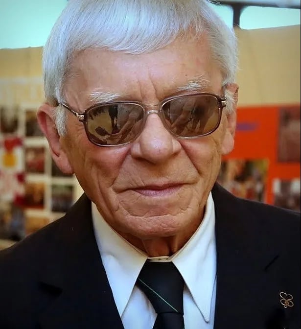 Porträt von Tamás Lábady (1944–2017) – Gedenkseite