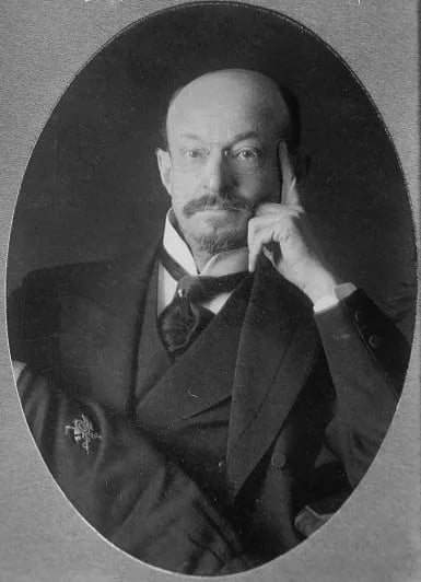Portrait of Daniel Frohman (1851–1940) – memorial page