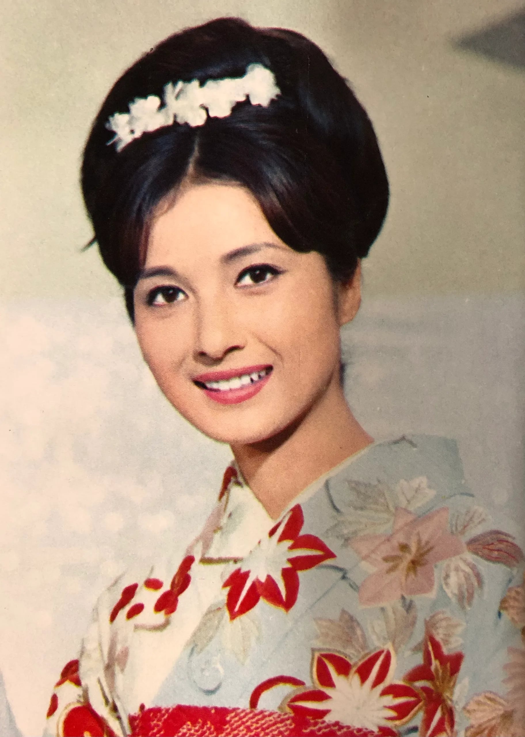 Porträt von Yōko Fujiyama (1941–2022) – Gedenkseite