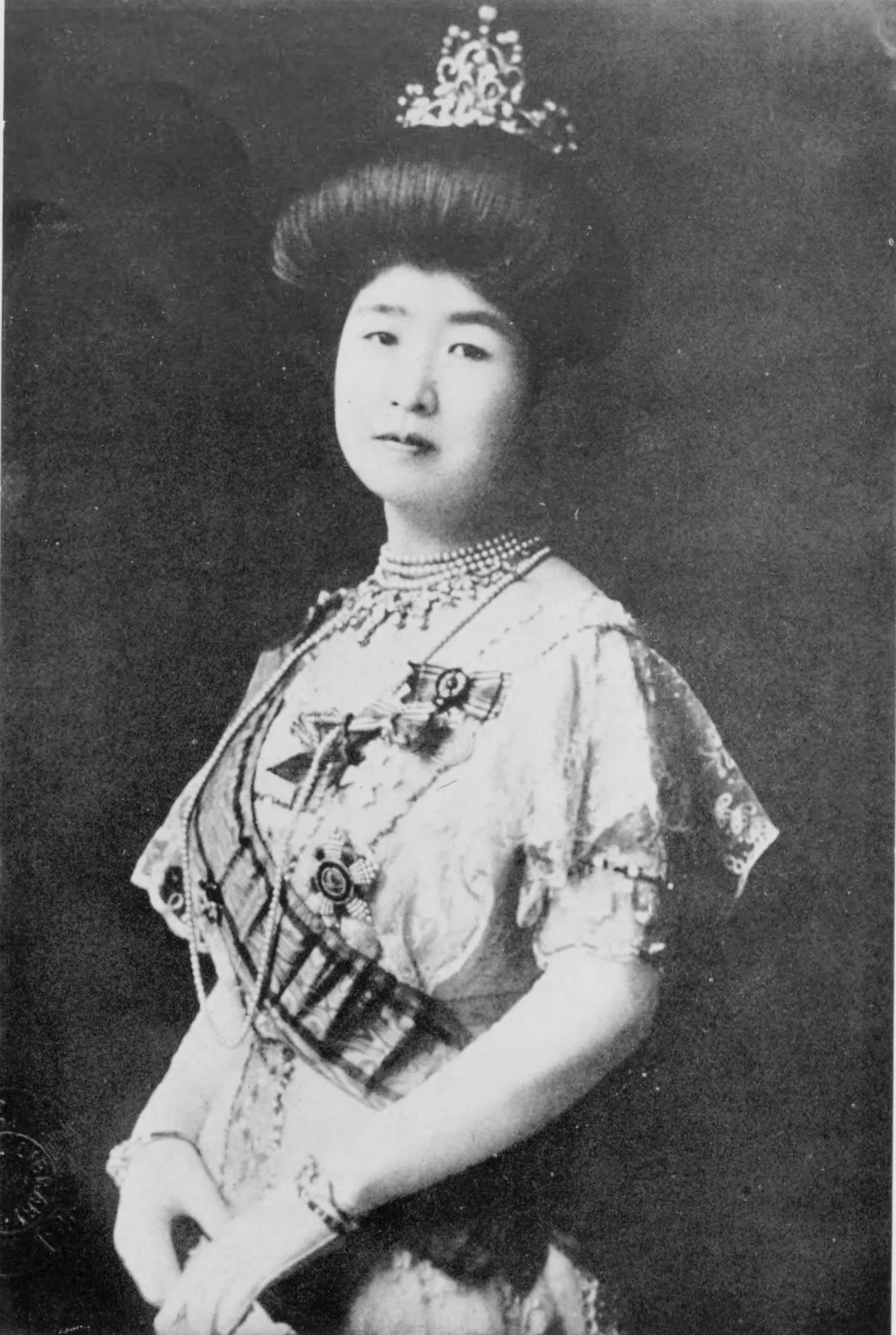 Portrait of Sanjō Chieko (1872–1947) – memorial page