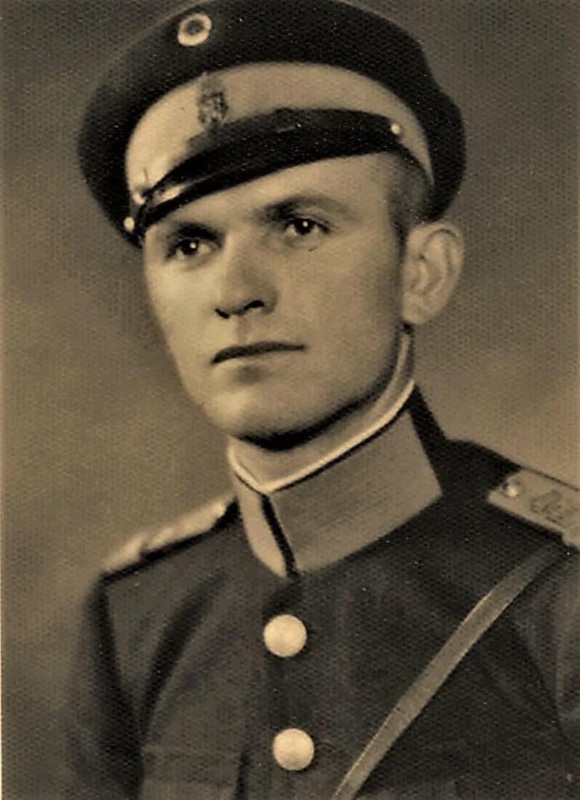 Portrait of Ivan Tosev (1913–1948) – memorial page