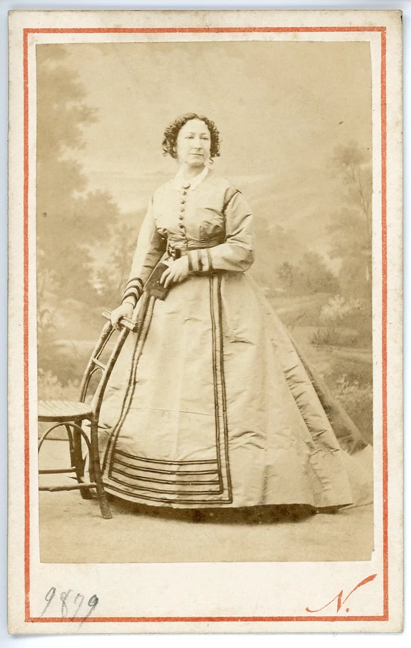Portrait of Savina L.J. van Caloen-de Gourcy (1825–1912) – memorial page