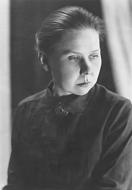 Portrait of Hilda Dresen (1896–1981) – memorial page