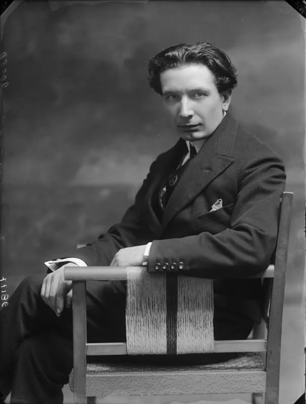 Portrait of Antonio Guarnieri (1880–1952) – memorial page