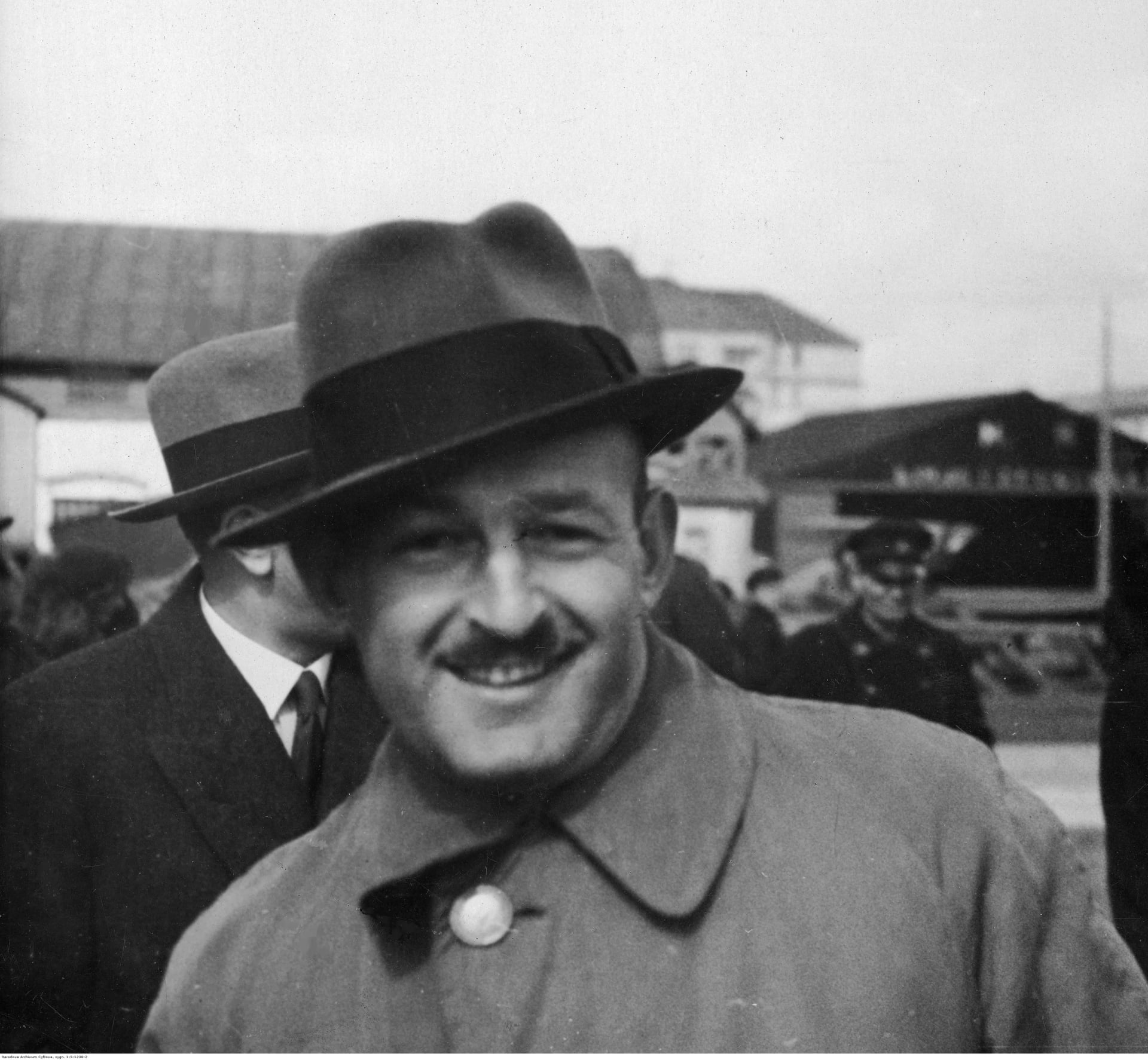 Porträt von Robert Juliusz Hirszbandt (1899–1942) – Gedenkseite
