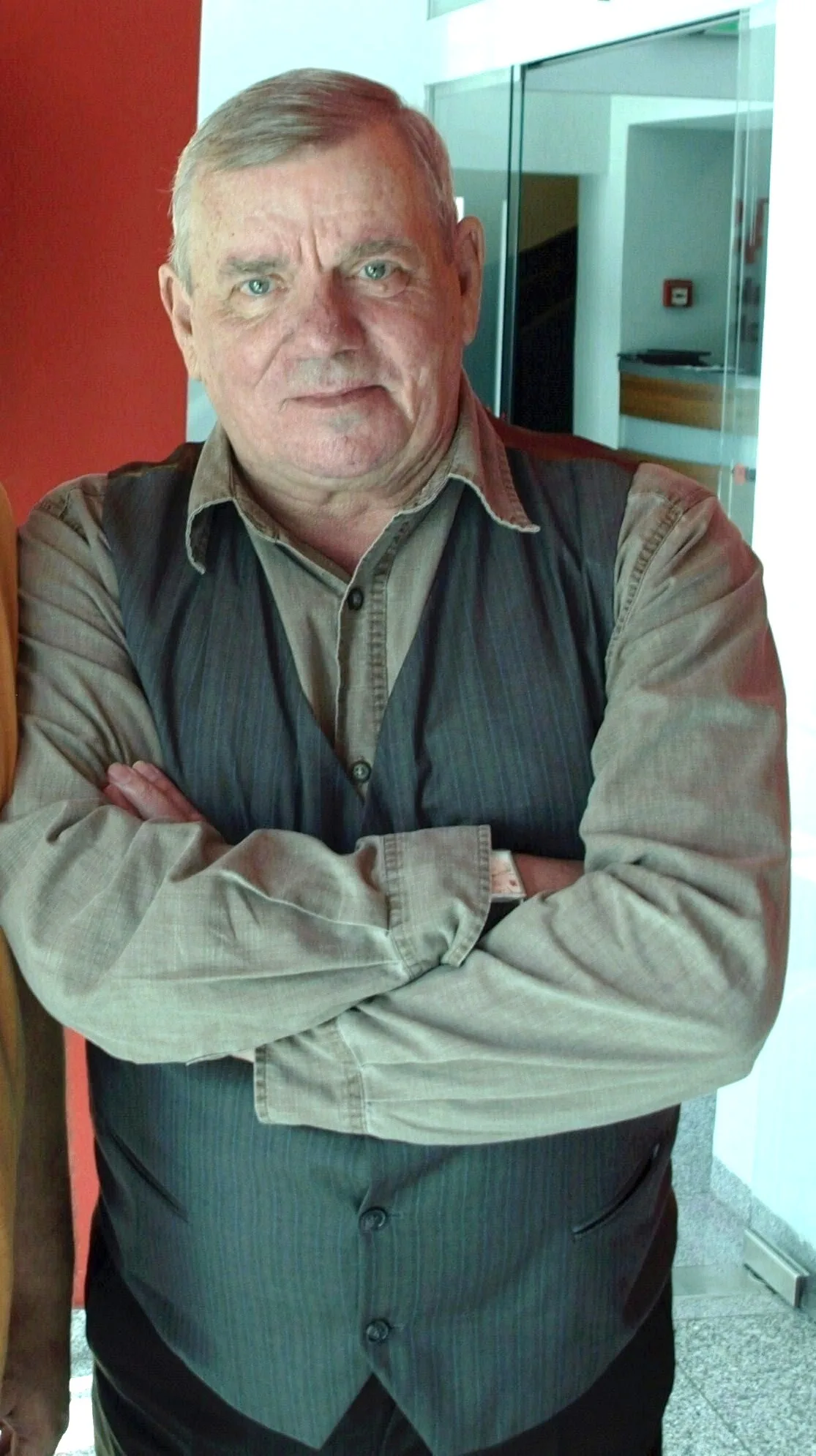 Portrait of Adam Baumann (1948–2021) – memorial page