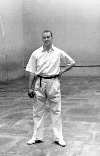 Portrait of José Luis Acarregui (1923–2012) – memorial page