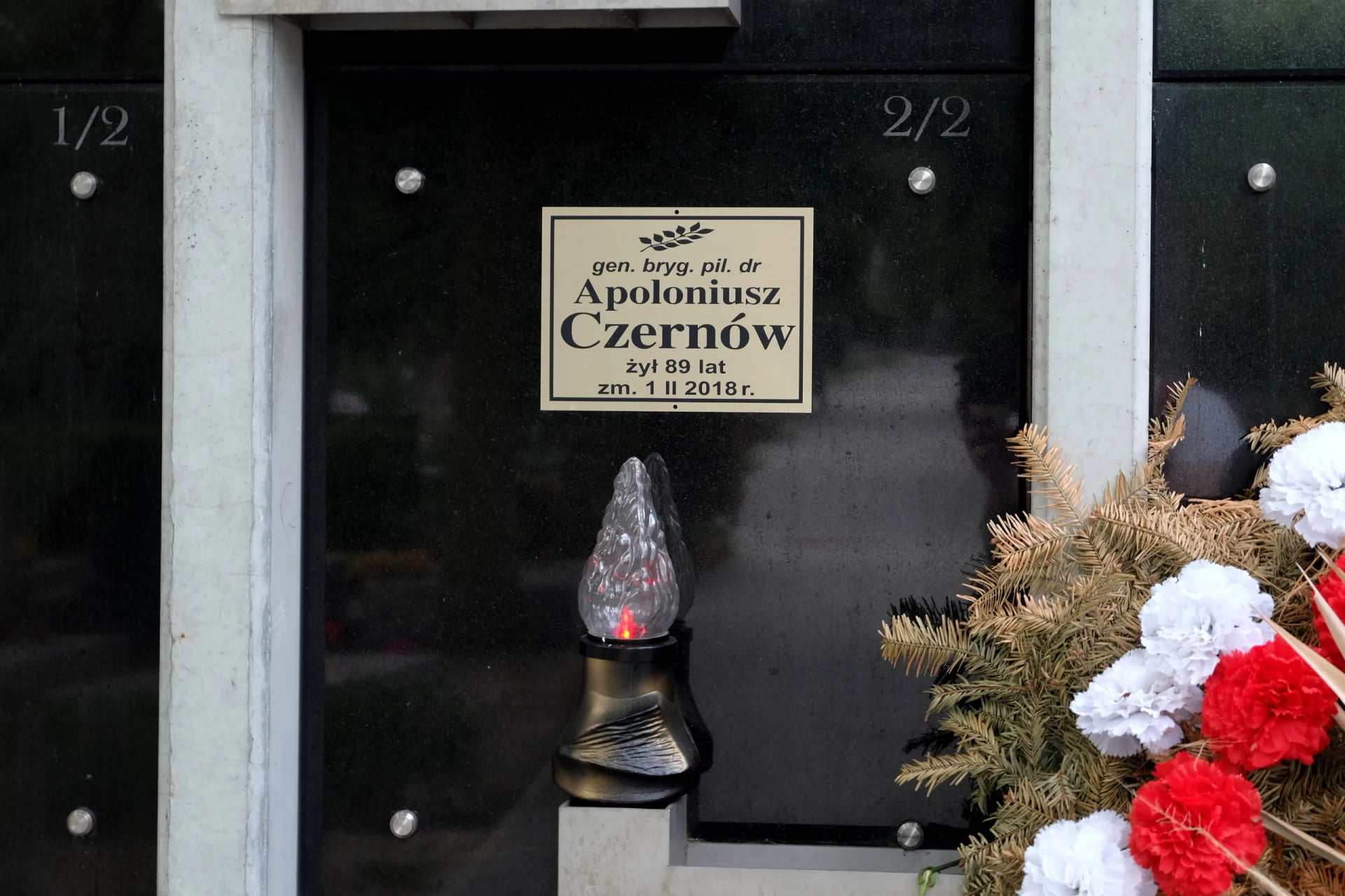 Portrait of Apoloniusz Czernów (1929–2018) – memorial page