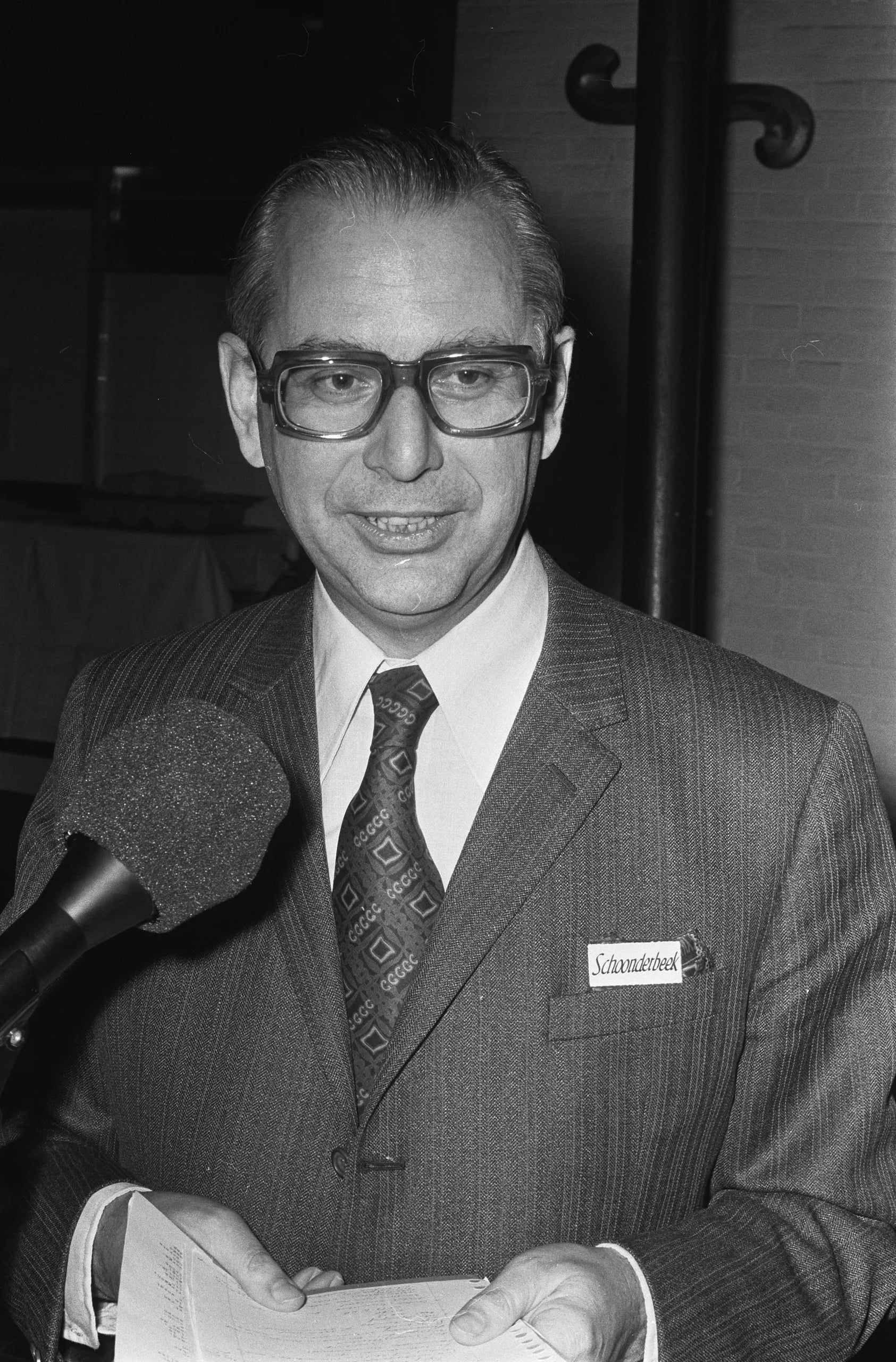 Portrait of Jan Willem Schoonderbeek (1919–2018) – memorial page