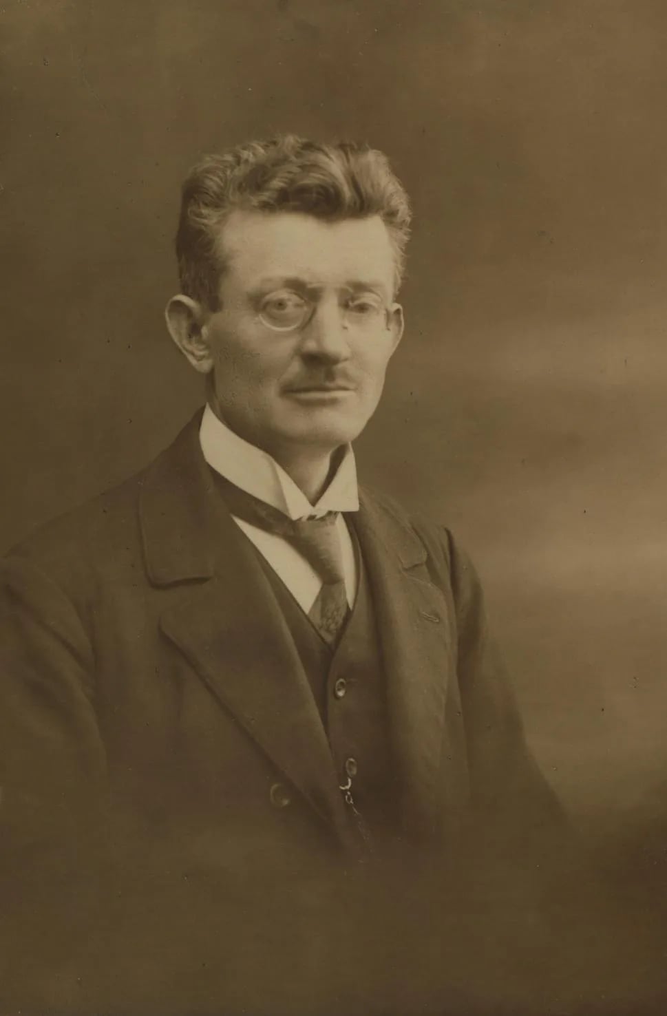 Porträt von Idzi Matyśkiewicz (1875–1942) – Gedenkseite