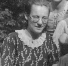 Portrait of Jadwiga Tymek (1919–1944) – memorial page