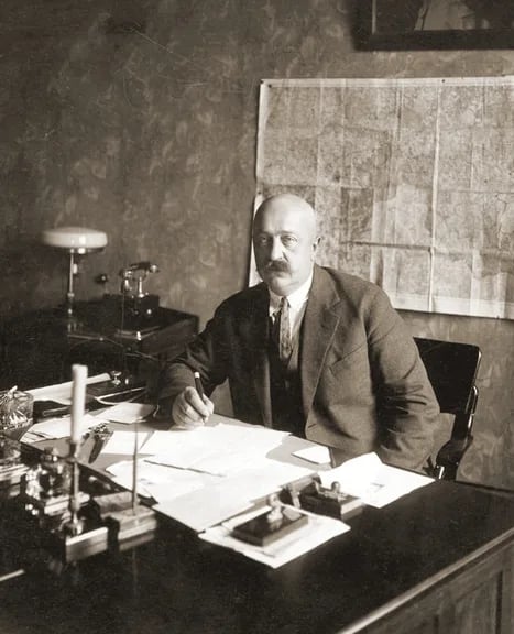 Portrait of Jan Krahelski (1884–1960) – memorial page