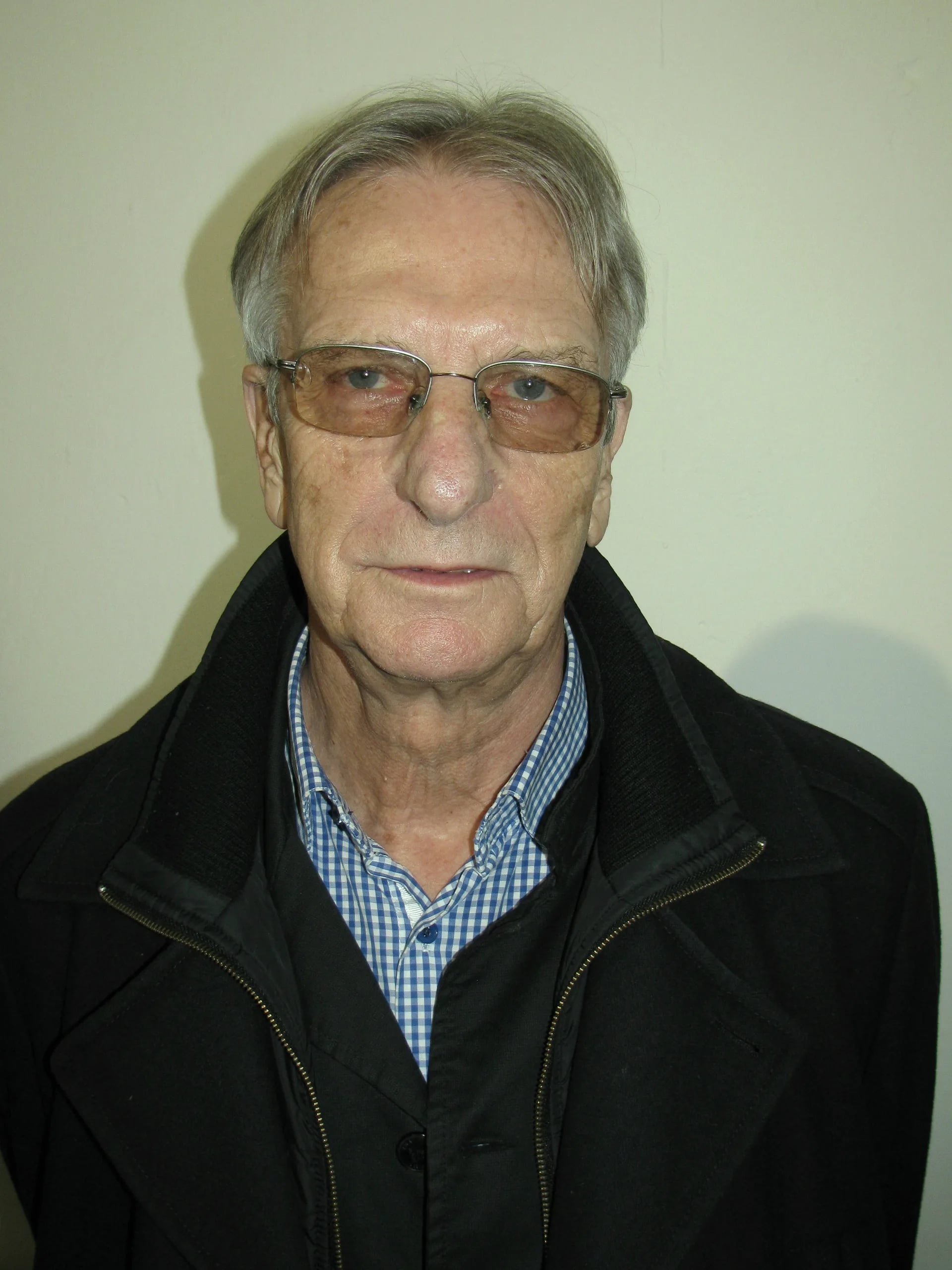 Porträt von Jerzy Ostrogórski (1944–2020) – Gedenkseite