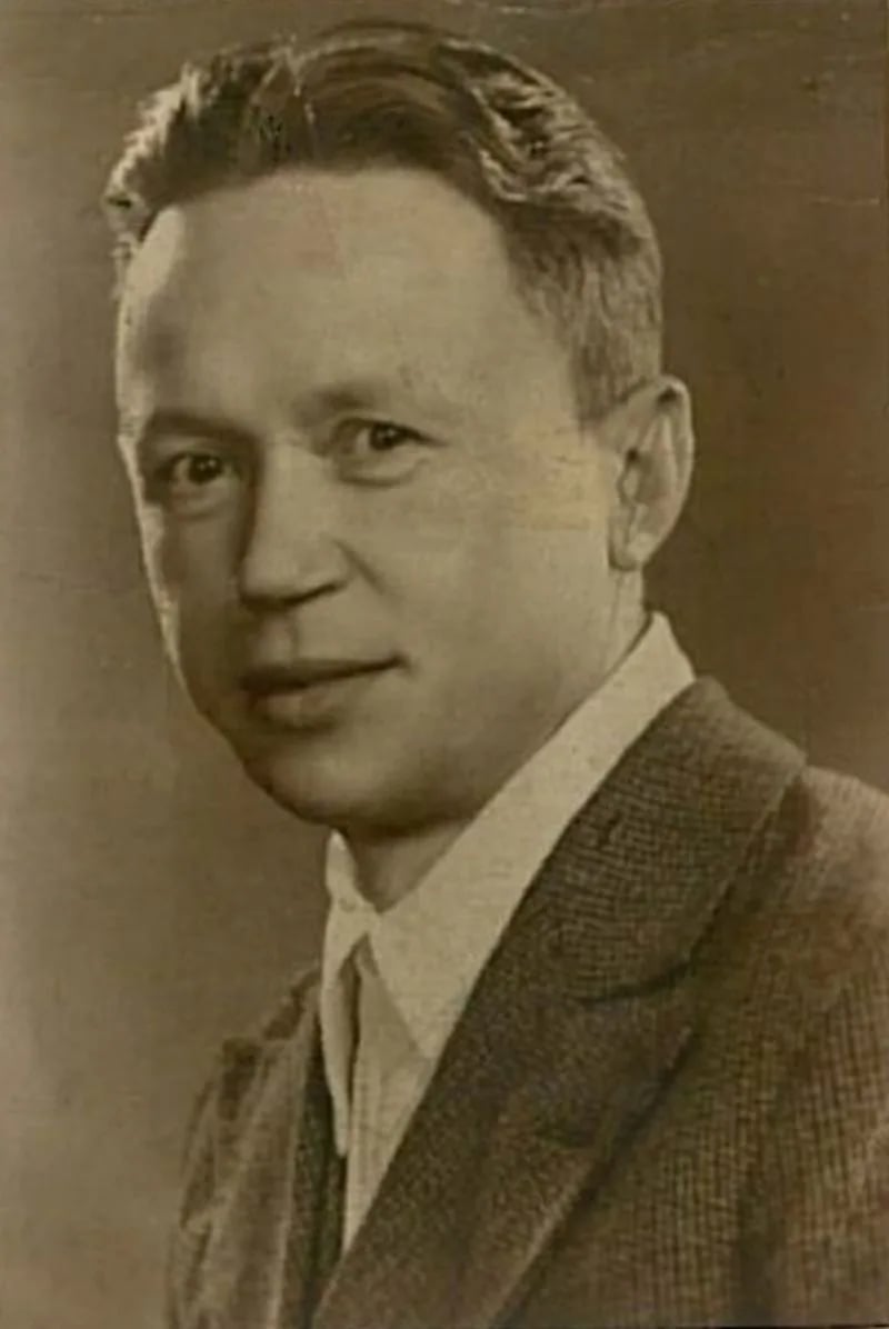 Portrait of Józef Paroński (1907–1970) – memorial page