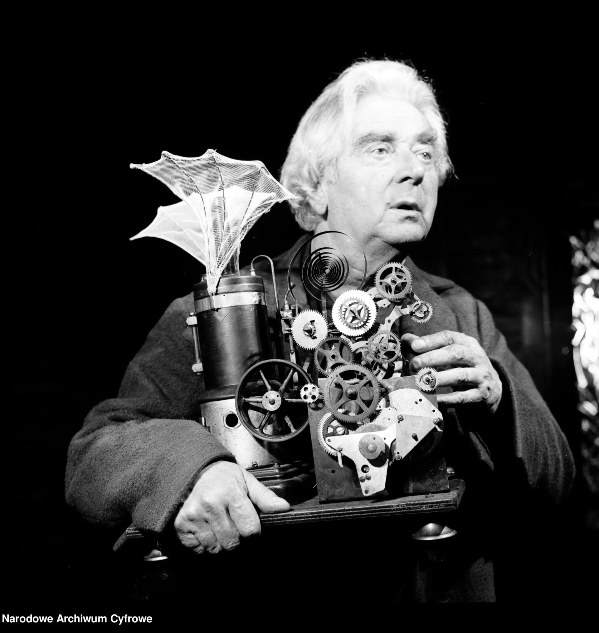 Porträt von Józef Pieracki (1909–1988) – Gedenkseite