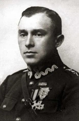 Portrait of Józef Smoleński (1894–1978) – memorial page