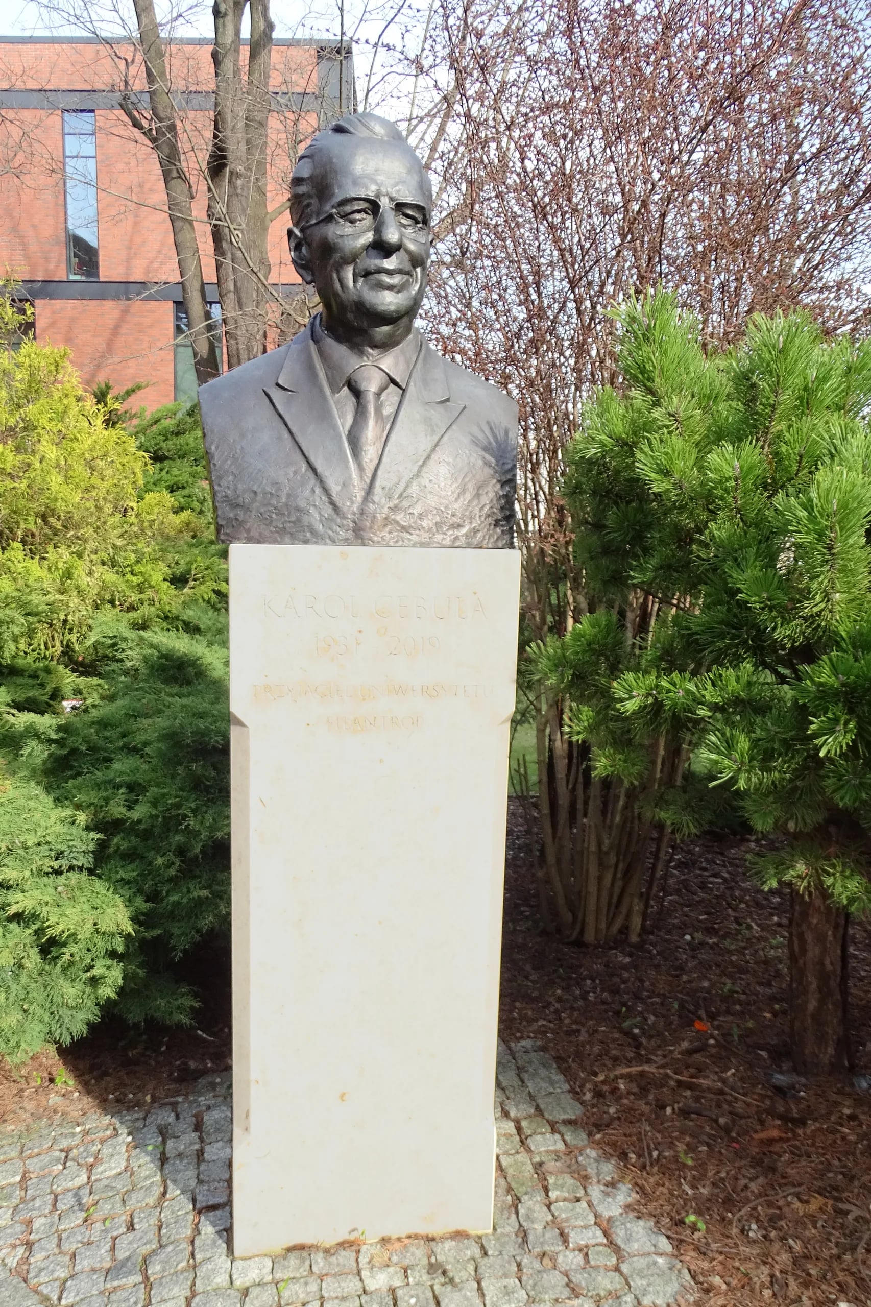 Porträt von Karol Cebula (1931–2019) – Gedenkseite