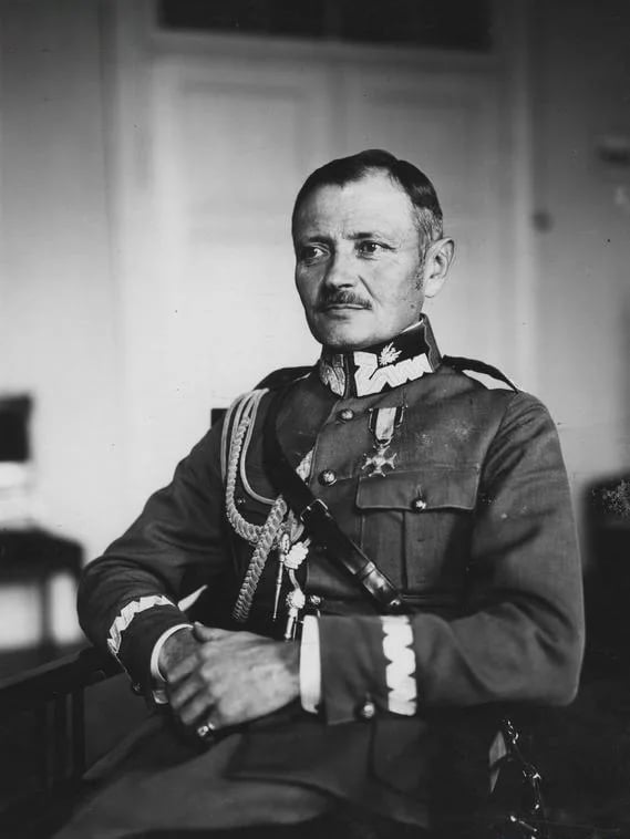Porträt von Kazimierz Dzierżanowski (1872–1940) – Gedenkseite