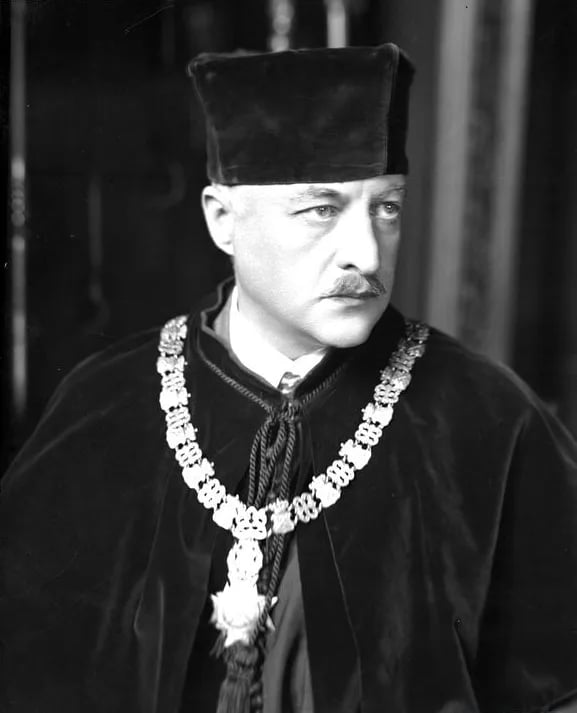 Portrait of Kazimierz Władysław Kumaniecki (1880–1941) – memorial page