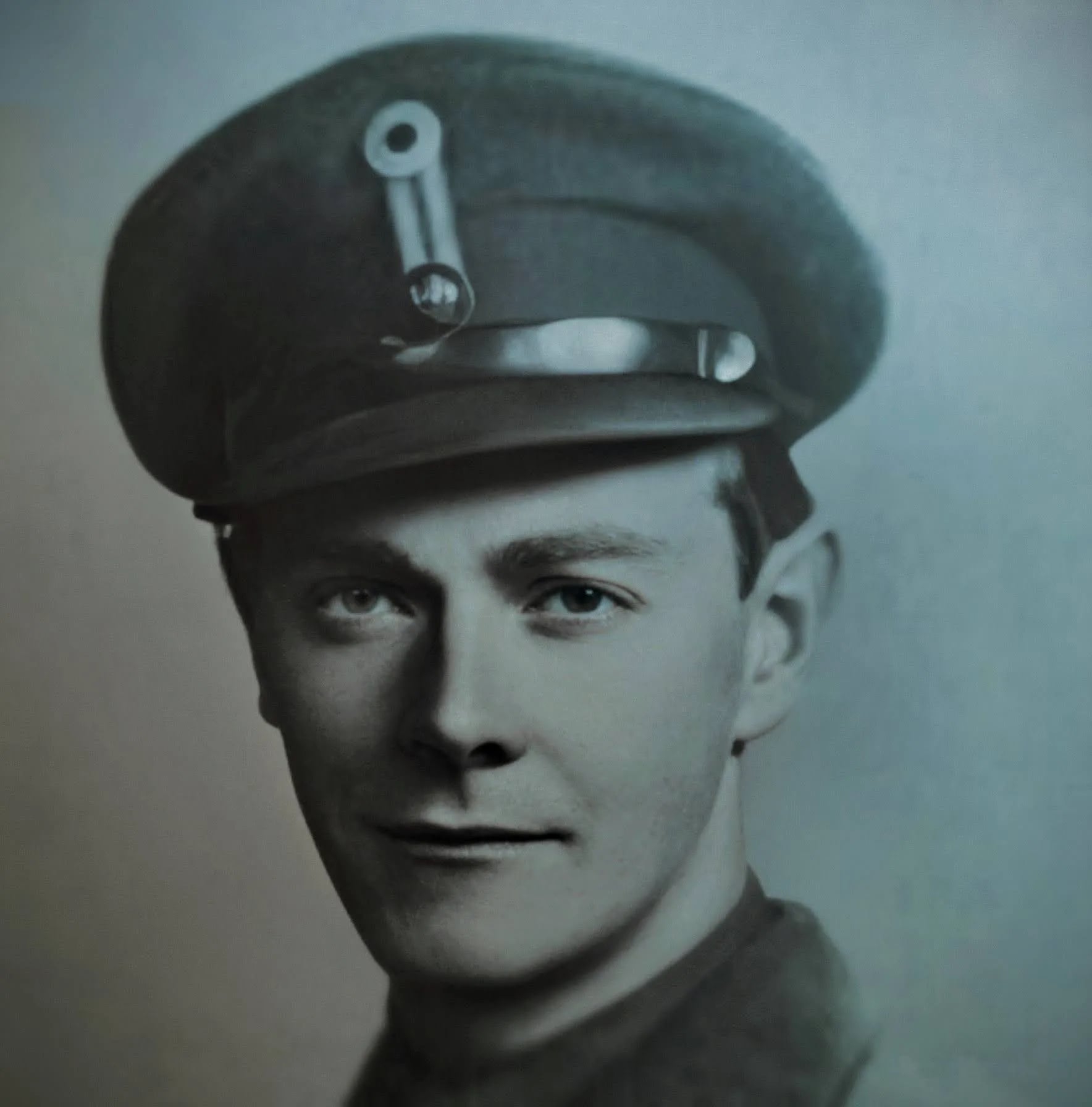 Portrait of Ernst Askildsen (1921–1945) – memorial page