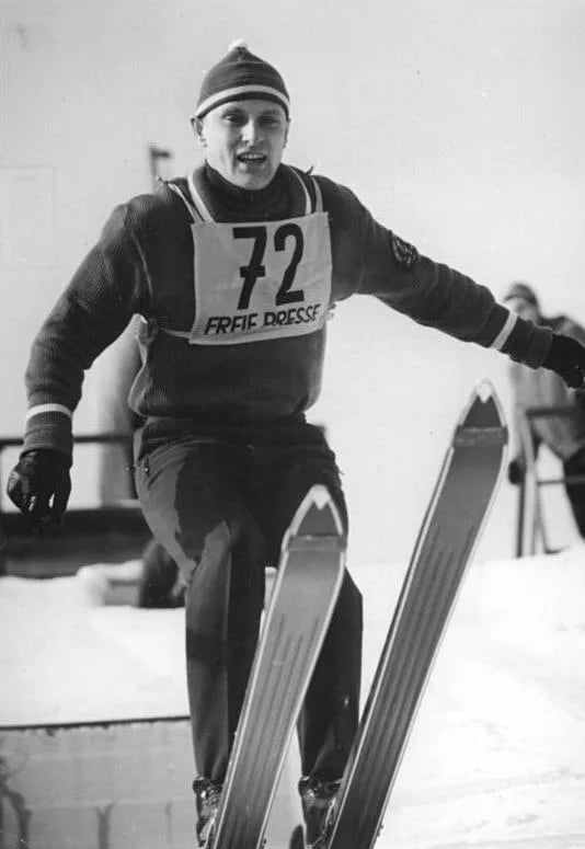 Portrait of Kurt Schramm (1937–2022) – memorial page