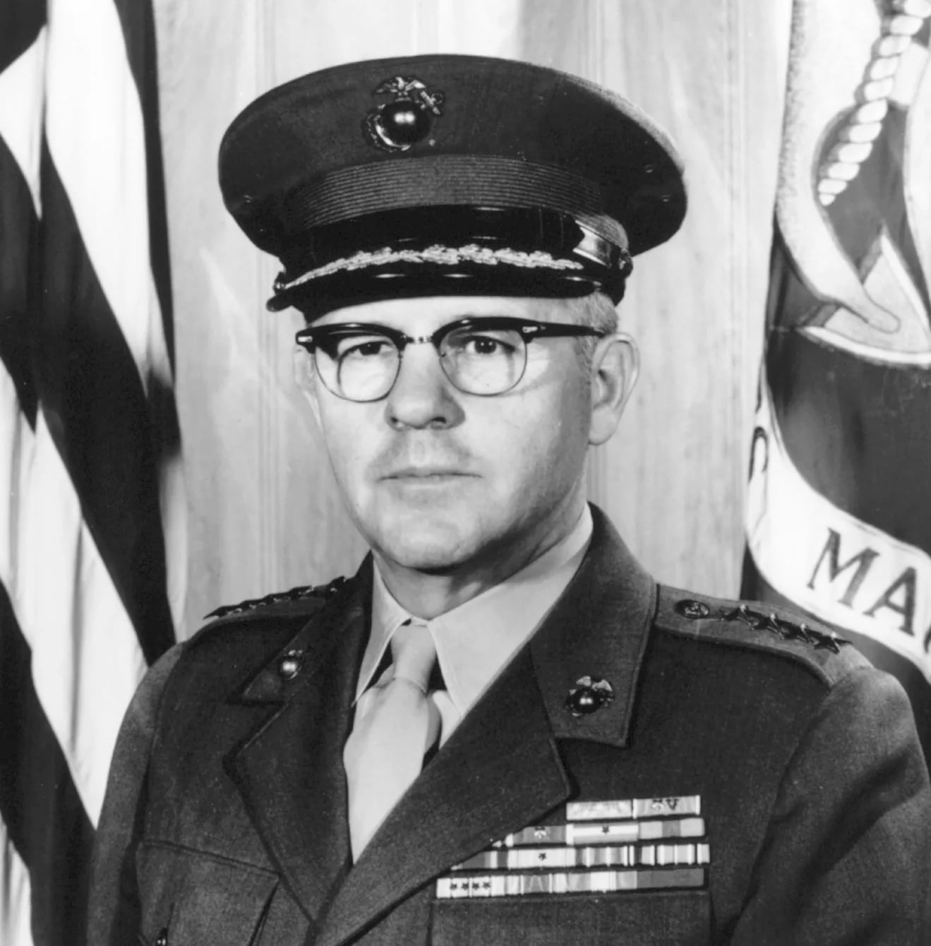 Portrait of David M. Shoup (1904–1983) – memorial page