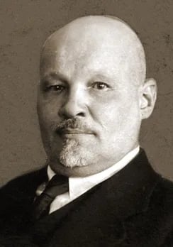 Portrait of Ludwik Tołłoczko (1870–1957) – memorial page