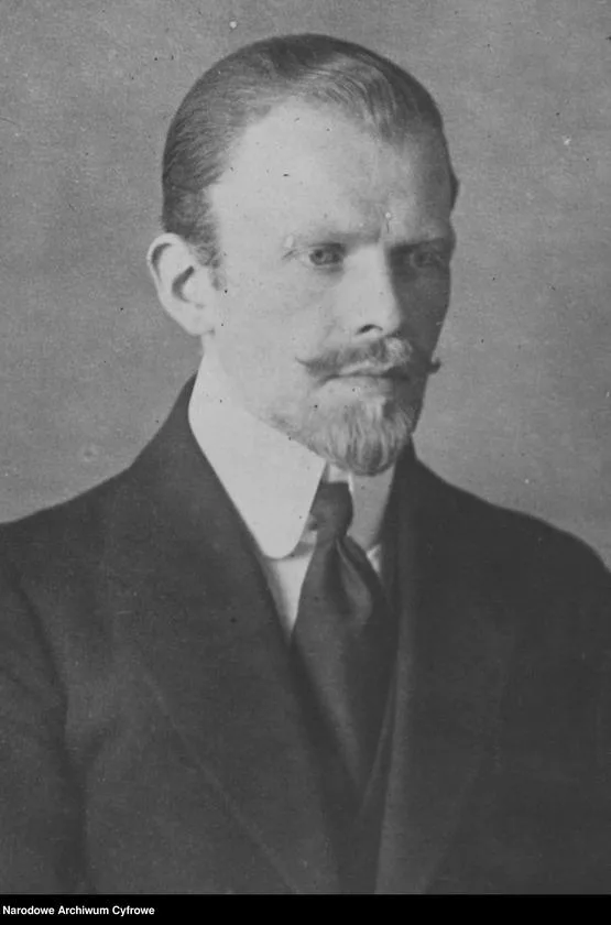 Portrait of Marian Morelowski (1884–1963) – memorial page