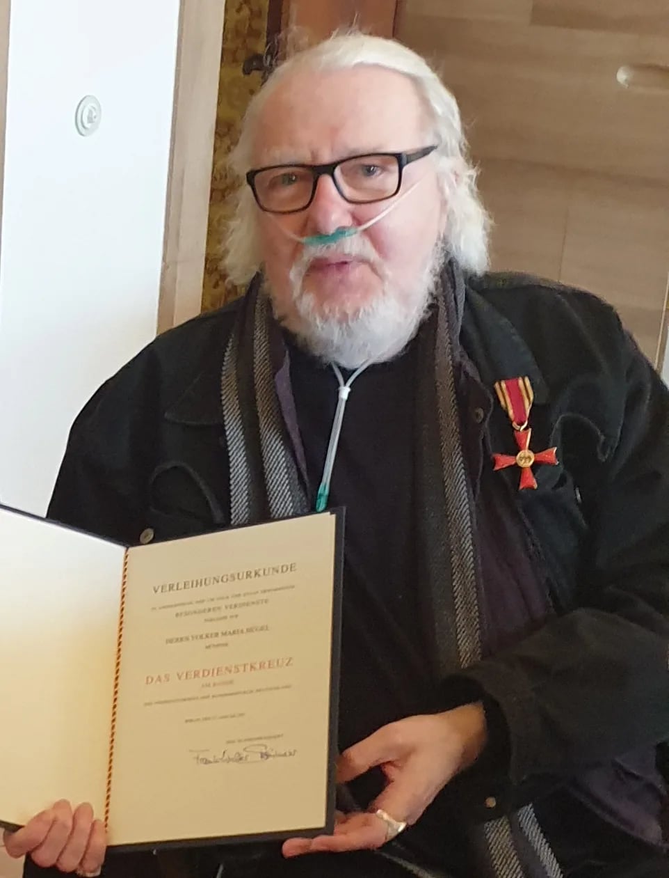 Portrait of Volker Maria Hügel (1952–2022) – memorial page