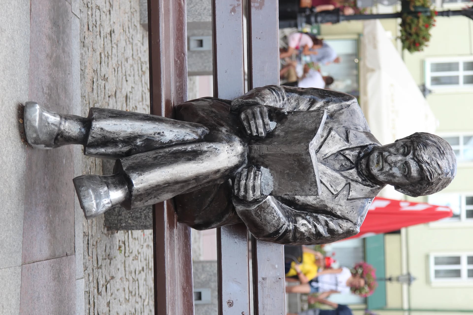 Portrait of Roman Landowski (1937–2007) – memorial page