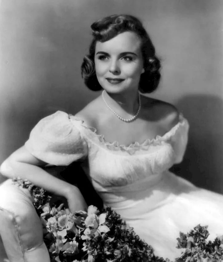 Portrait of Meg Randall (1926–2018) – memorial page