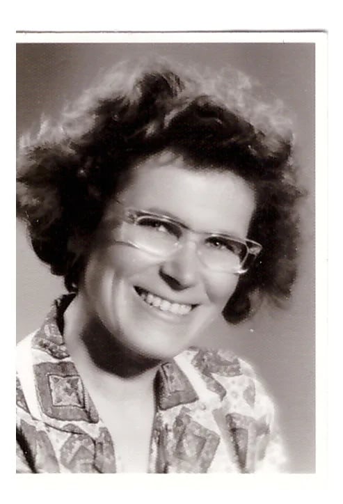 Portrait of Teresa Grzegorczyk-Skibińska (1930–2011) – memorial page