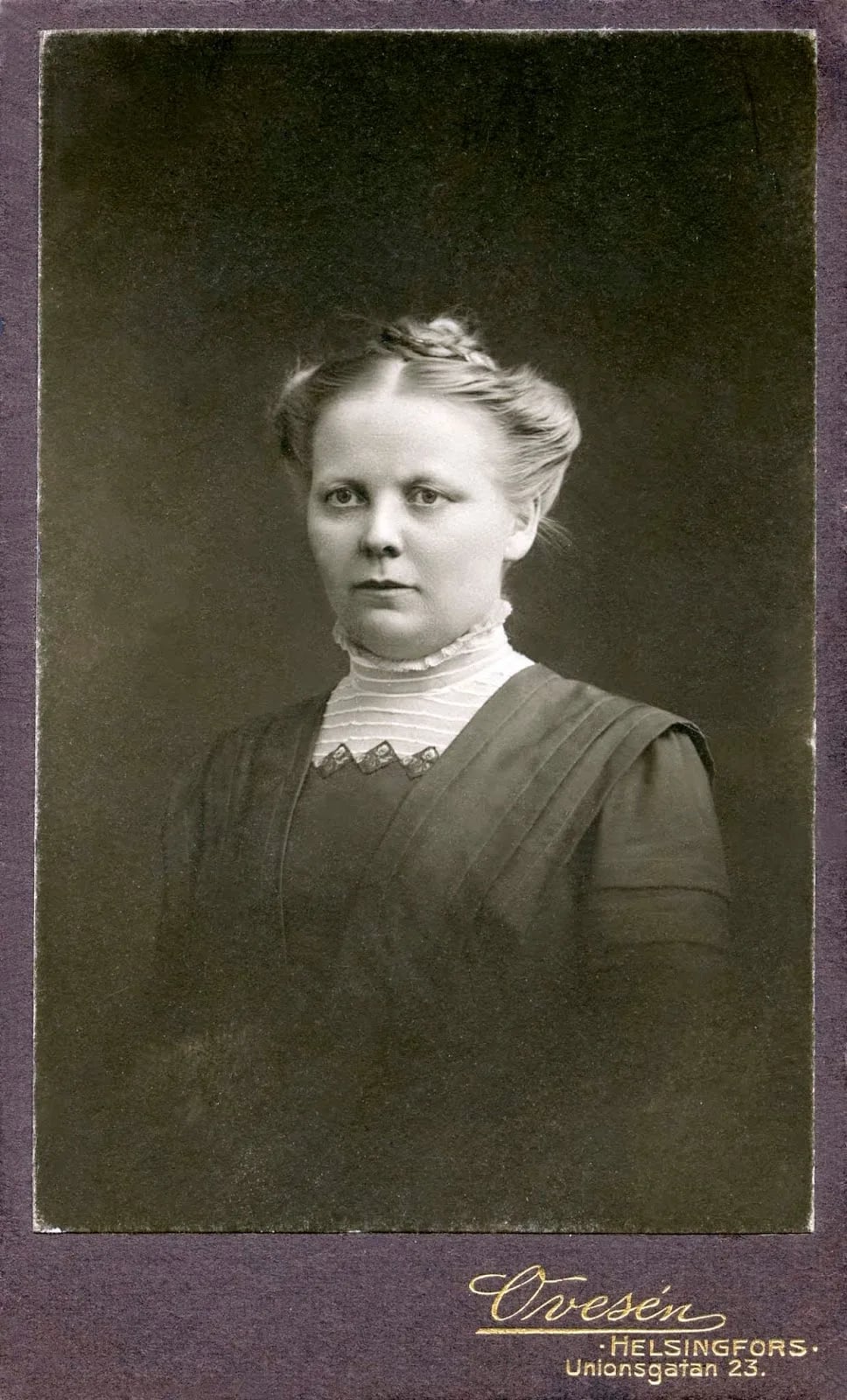Portrait of Aura Kiiskinen (1878–1968) – memorial page