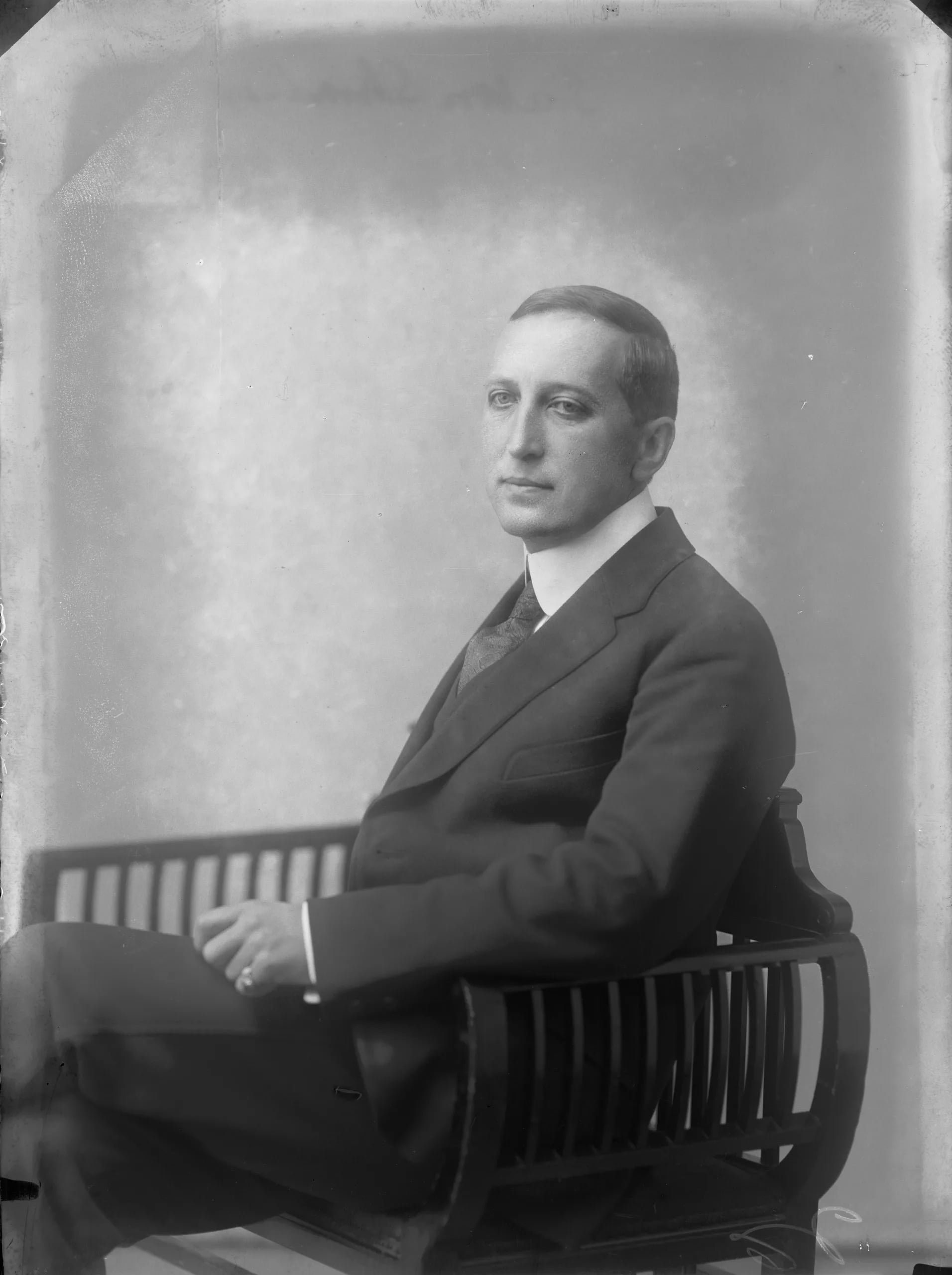 Portrait of Axel Haartman (1877–1969) – memorial page