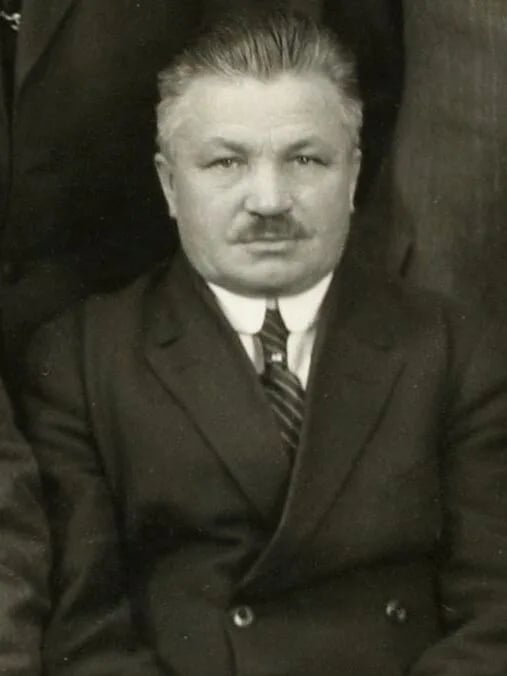 Portrait of Eemil Linna (1876–1951) – memorial page