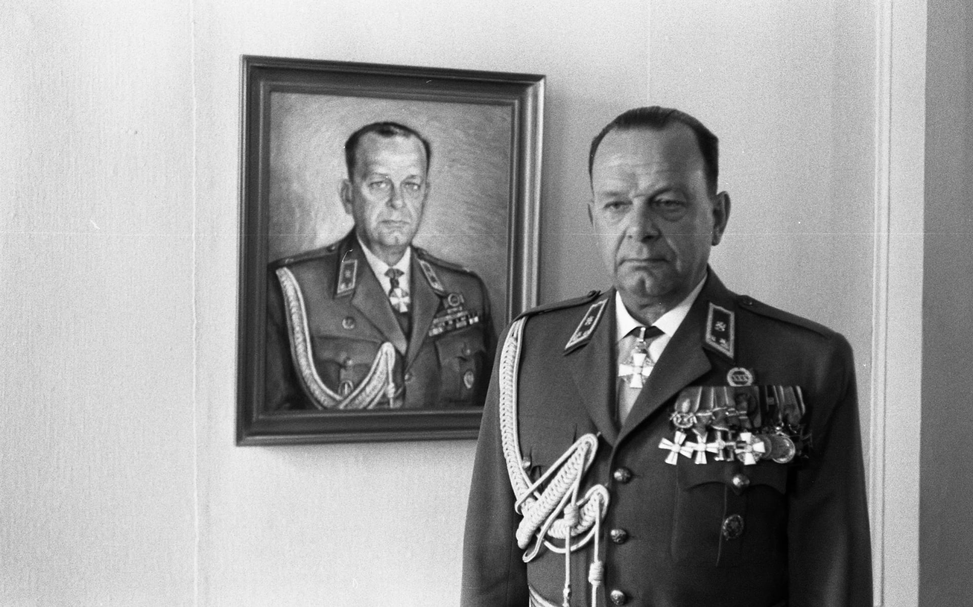 Porträt von Eero Nuolimaa (1907–1981) – Gedenkseite