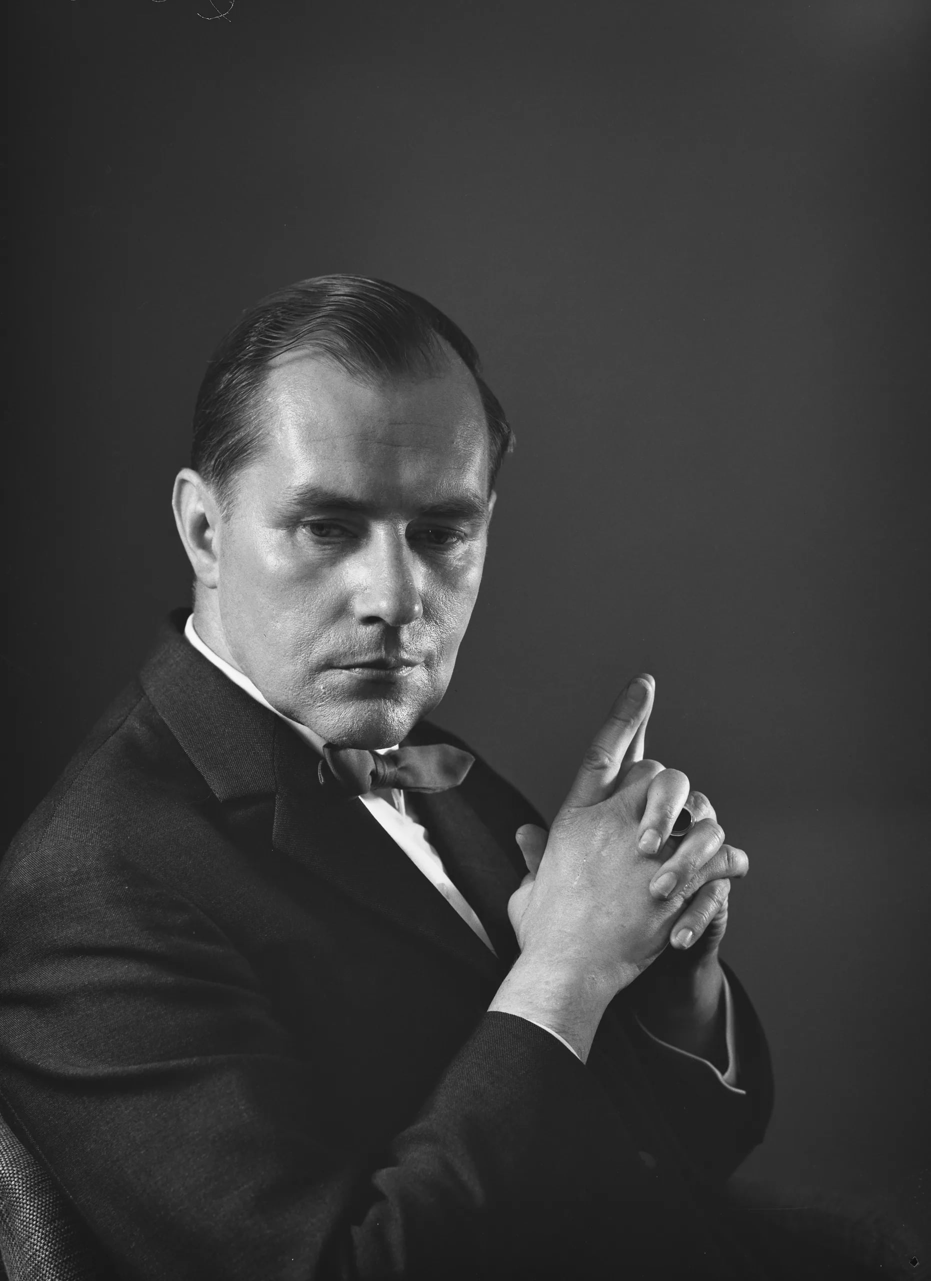 Porträt von Einari Marvia (1915–1997) – Gedenkseite