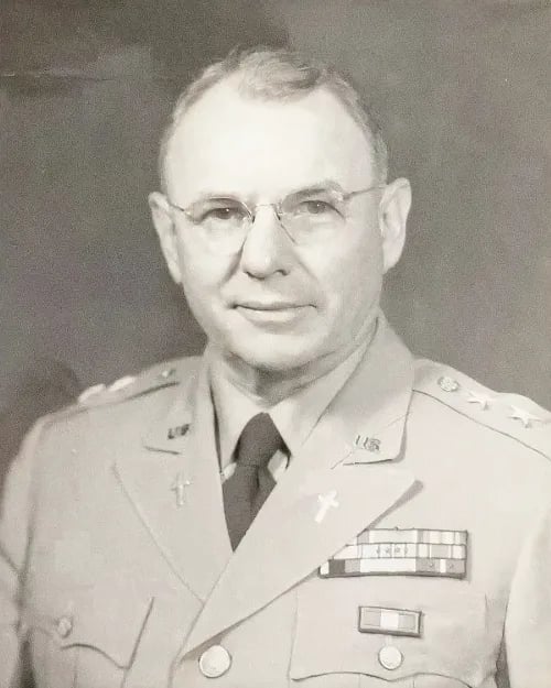 Portrait of Ivan L. Bennett (1892–1980) – memorial page