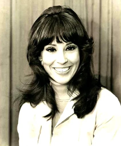 Portrait of Denise Alexander (1939–2025) – memorial page