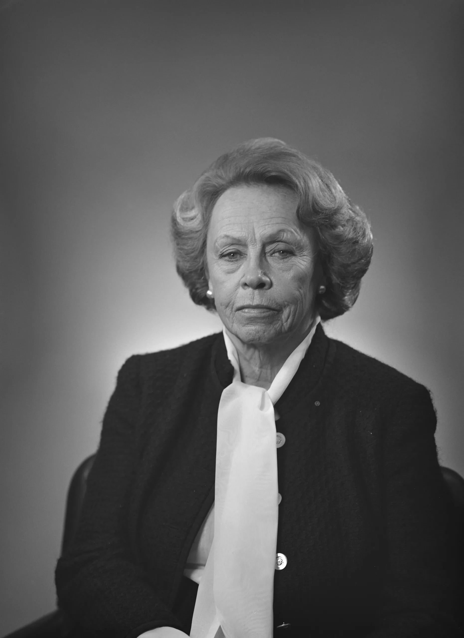 Portrait of Maire Gullichsen (1907–1990) – memorial page