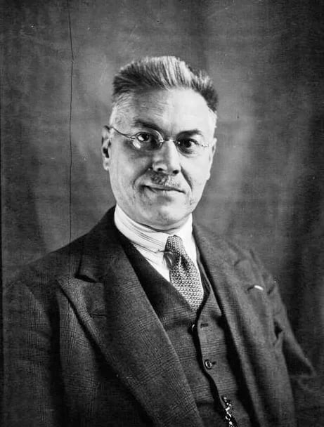 Portrait of Médard Brogly (1878–1959) – memorial page