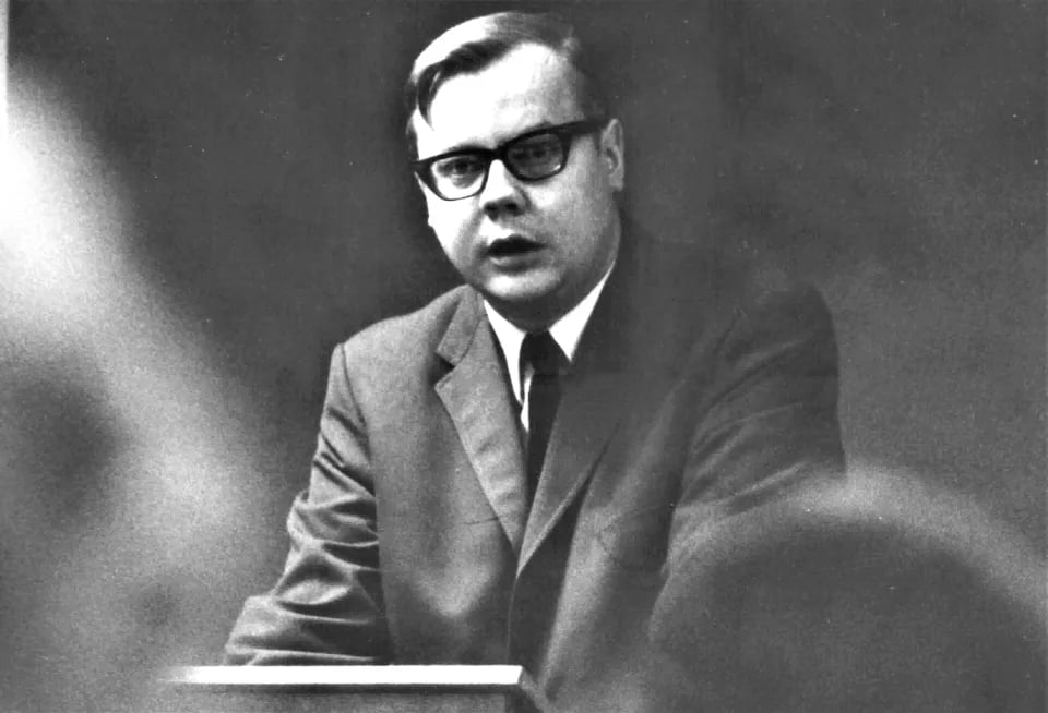 Porträt von Pertti Hemánus (1934–2012) – Gedenkseite