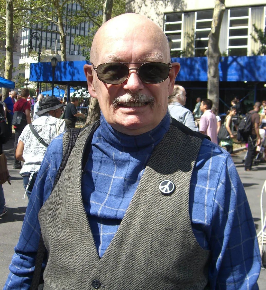 Portrait of Dennis O’Neil (1939–2020) – memorial page